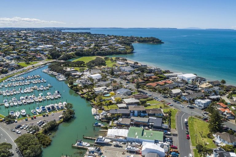 Photo of property in 2/8 Craig Road, Milford, Auckland, 0620