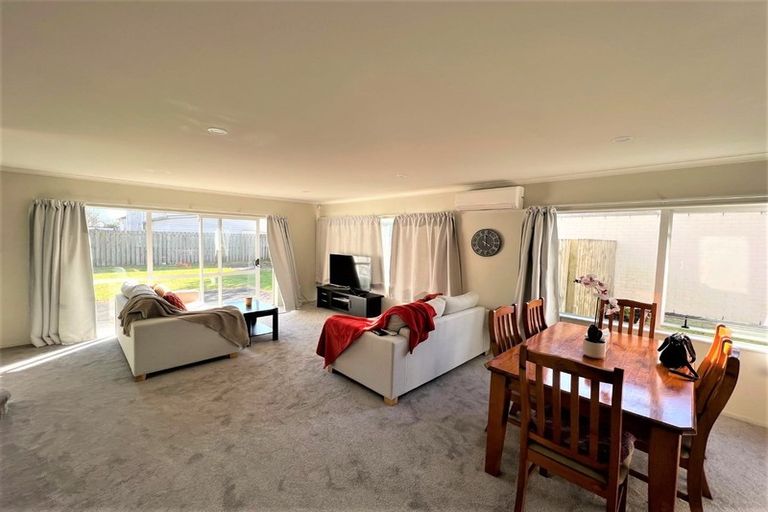 Photo of property in 21 Calumet Way, Takanini, 2112