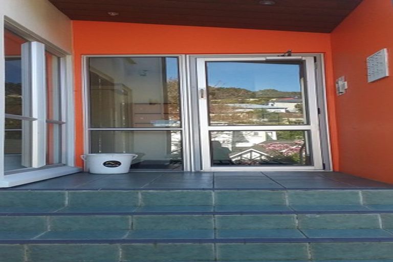 Photo of property in Coromandel Heights, 11/111 Coromandel Street, Newtown, Wellington, 6021