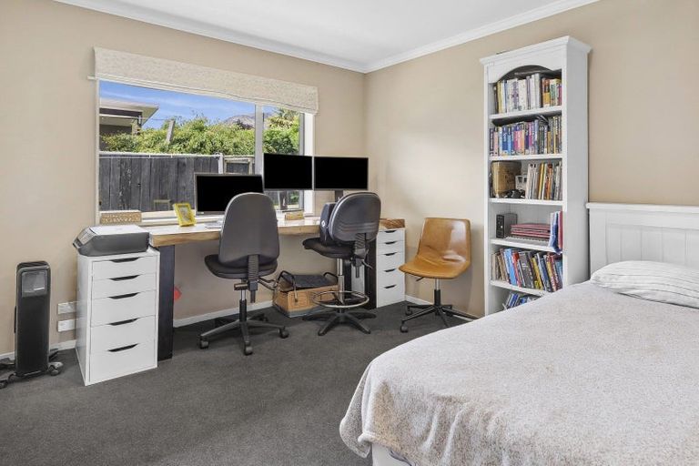 Photo of property in 6 Hyland Street, Wanaka, 9305