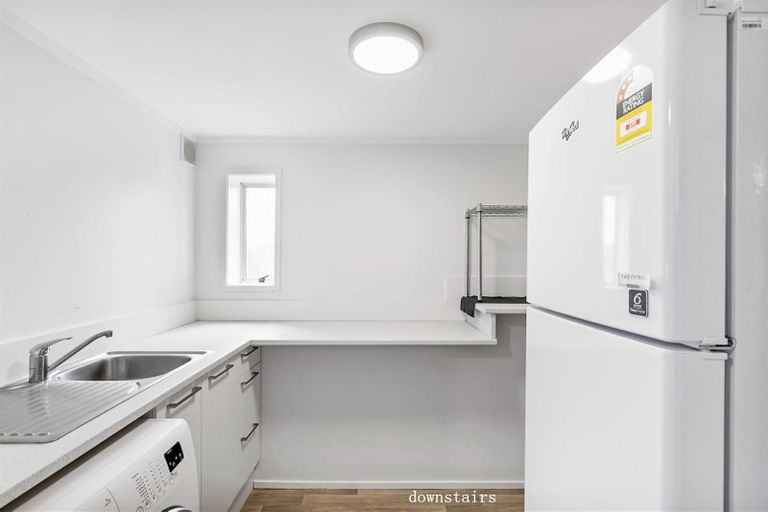 Photo of property in 53 Sunnynook Road, Forrest Hill, Auckland, 0620