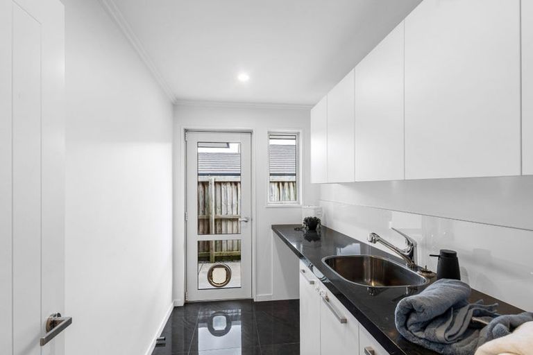 Photo of property in 18 Wallace Crescent, Prebbleton, 7604