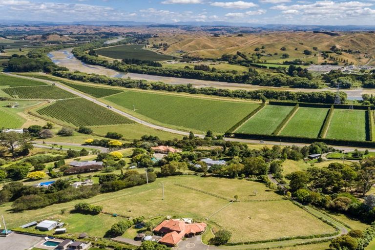 Photo of property in 63 Omarunui Road, Waiohiki, Napier, 4183