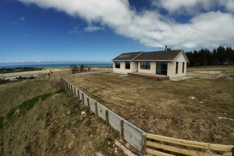 Photo of property in 7 Georgetown-pukeuri Road, Pukeuri, Oamaru, 9493