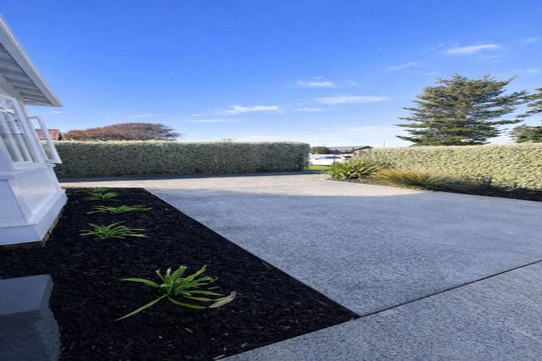 Photo of property in 13 Chester Street, Waverley, 4510