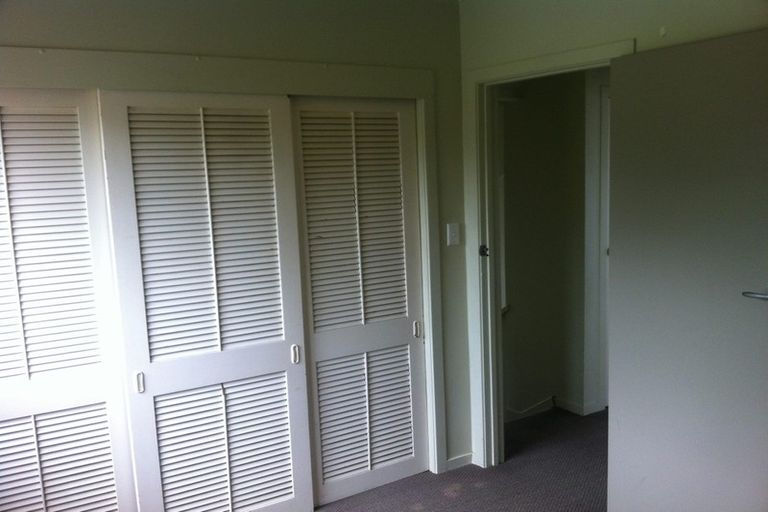 Photo of property in 20 Dallinghoe Crescent, Milford, Auckland, 0620