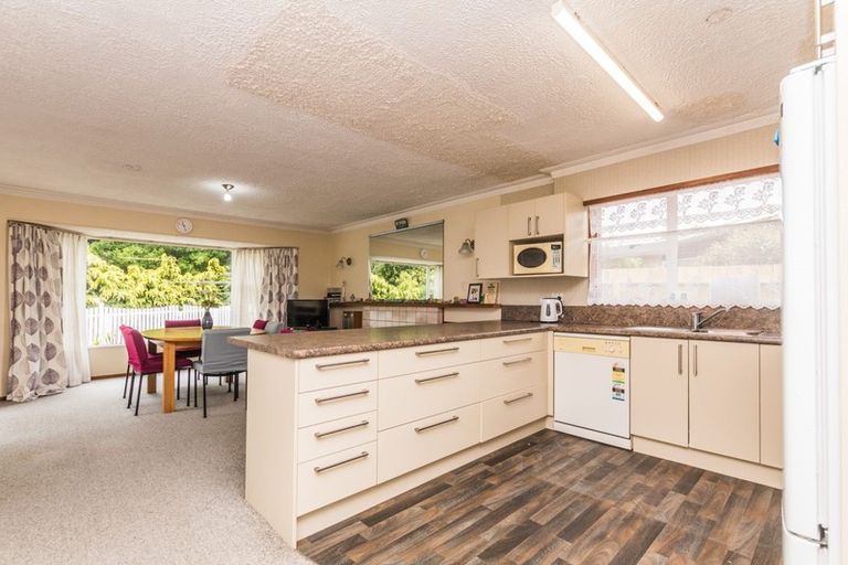 Photo of property in 36 Waterford Drive, Winton, 9720