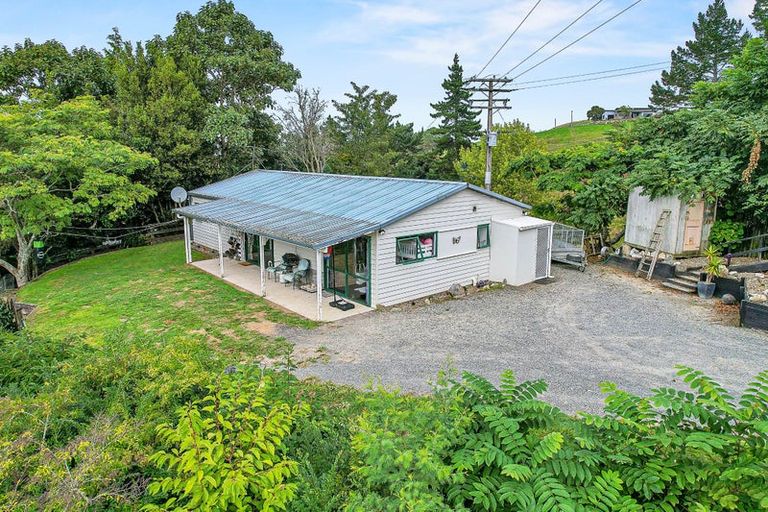 Photo of property in 30 Mairoa Road, Piopio, 3971