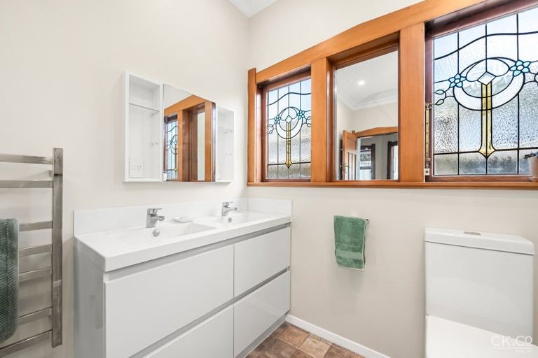 Photo of property in 25 Maire Street, Woburn, Lower Hutt, 5010