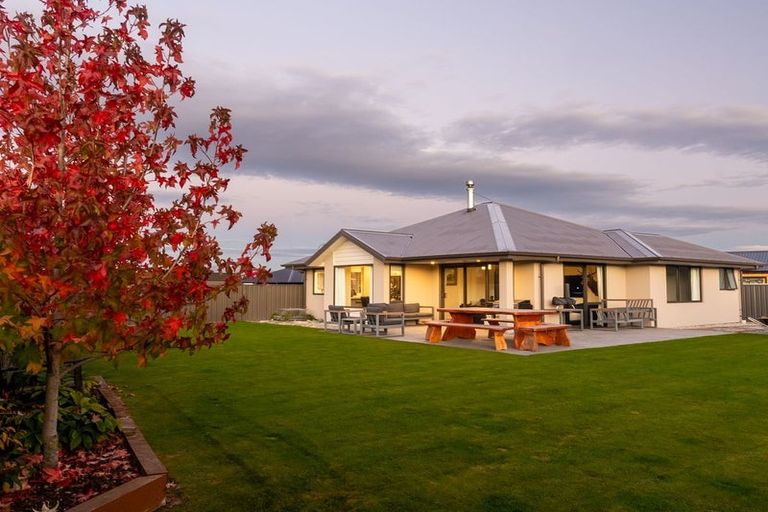 Photo of property in 18 Grandvue Drive, Twizel, 7901