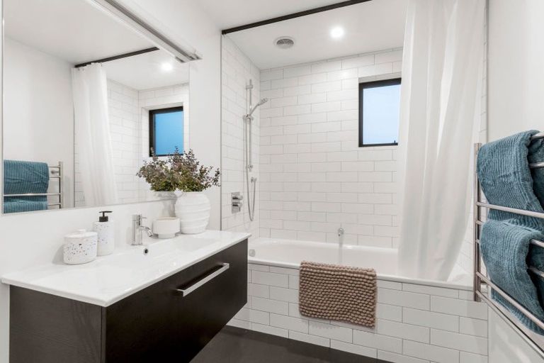 Photo of property in 20 Banbury Terrace, Lower Shotover, Queenstown, 9304