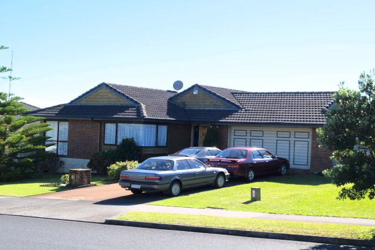 Photo of property in 45 Orangewood Drive, Northpark, Auckland, 2013