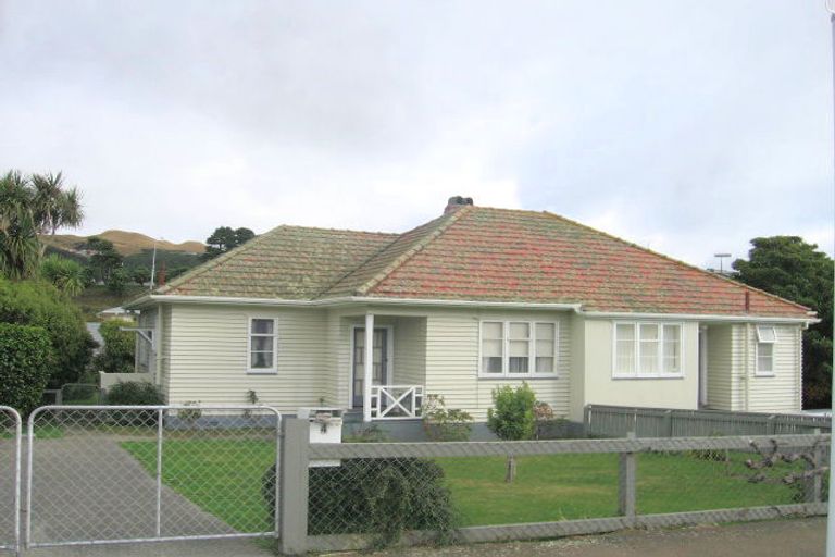 Photo of property in 2-4 Bould Street, Johnsonville, Wellington, 6037