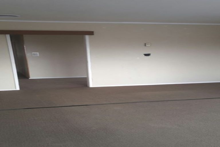 Photo of property in 16 Kay Drive, Blockhouse Bay, Auckland, 0600