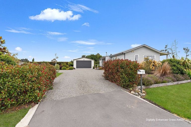 Photo of property in 2 Pukeko Way, Amberley, 7410