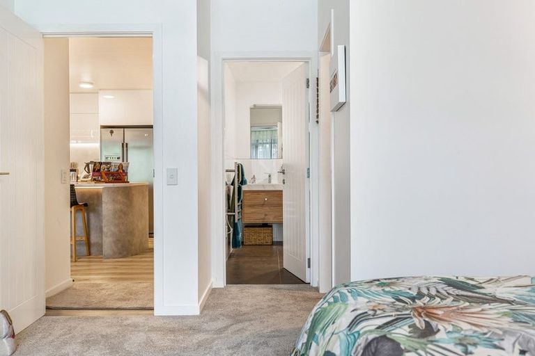 Photo of property in 19 Parkside Drive, Orewa, 0931