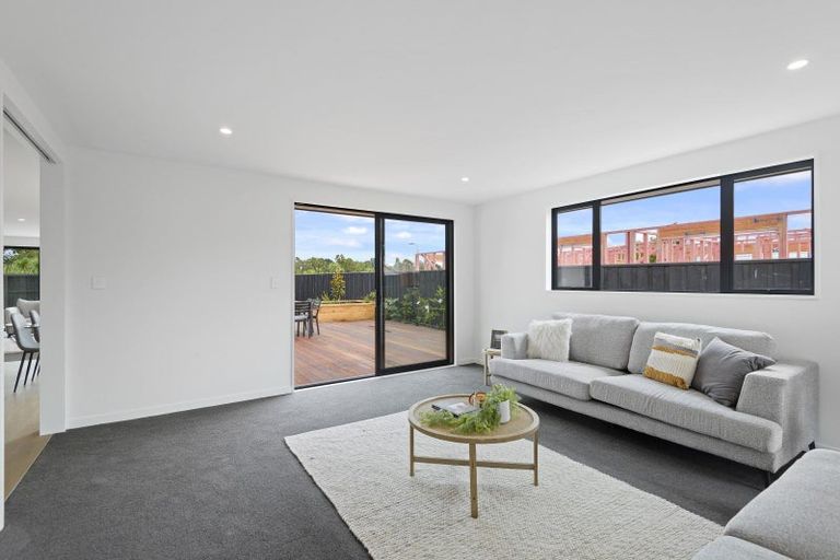 Photo of property in 32 Dynes Road, Rolleston, 7615