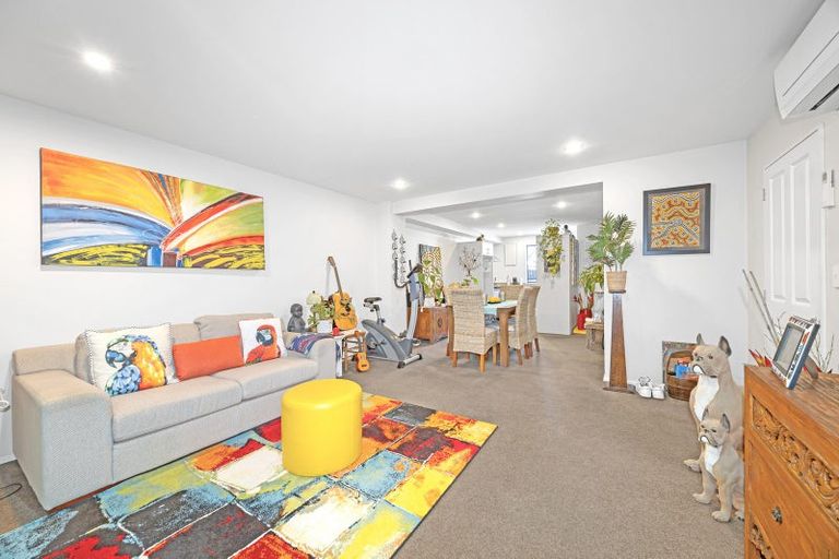 Photo of property in 2/14 London Street, Richmond, Christchurch, 8013