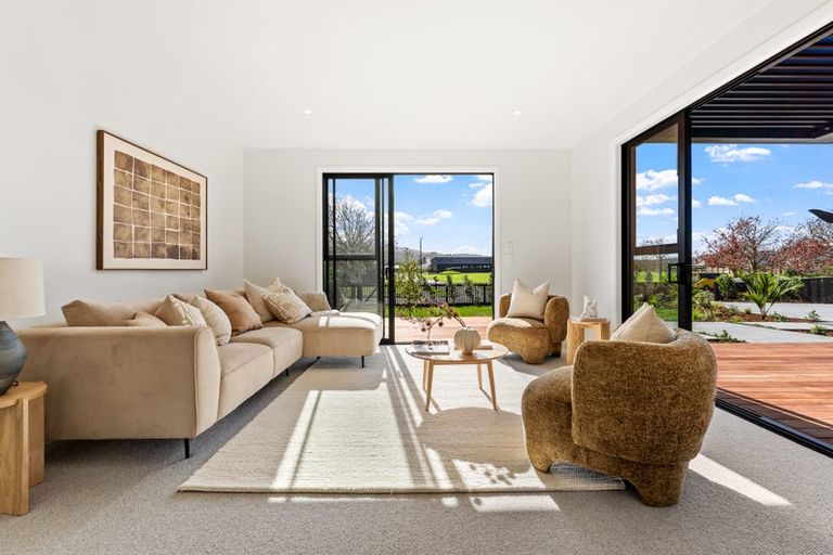 Photo of property in 67a Sandpiper Avenue, Point Wells, 0986
