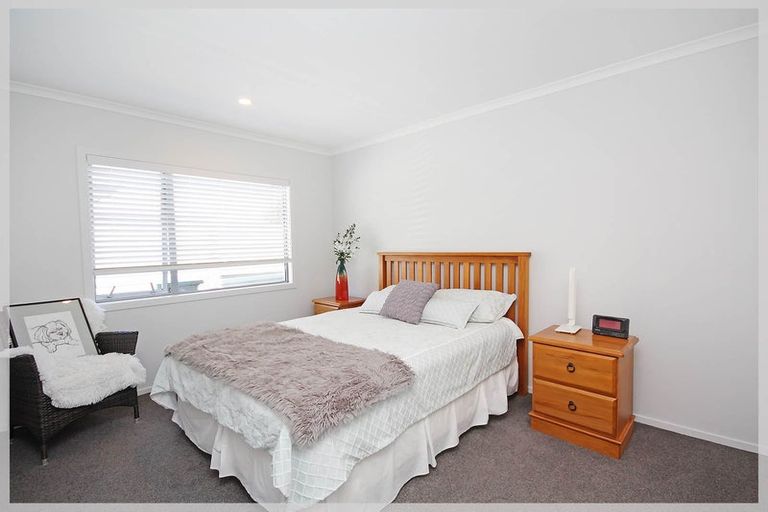 Photo of property in 10 Story Street, Foxton Beach, Foxton, 4815