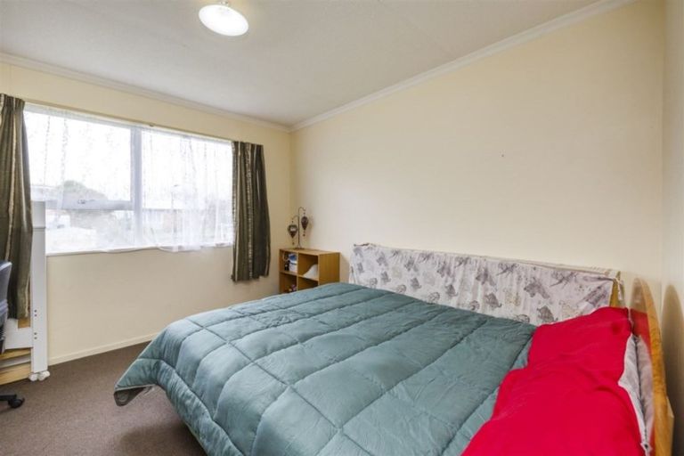 Photo of property in 61 Hillcrest Drive, Kelvin Grove, Palmerston North, 4414