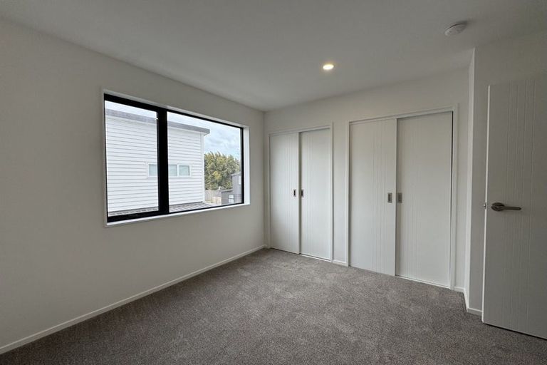 Photo of property in 5/131 Lancaster Road, Beach Haven, Auckland, 0626