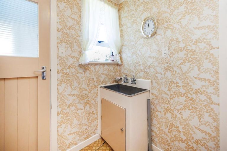 Photo of property in 10 Dalrymple Place, Marton, 4710