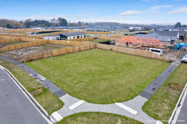 Photo of property in 18 Timara Crescent, Marshland, Christchurch, 8083