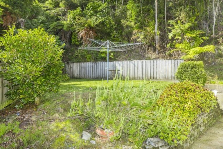 Photo of property in 105b Kamahi Street, Stokes Valley, Lower Hutt, 5019