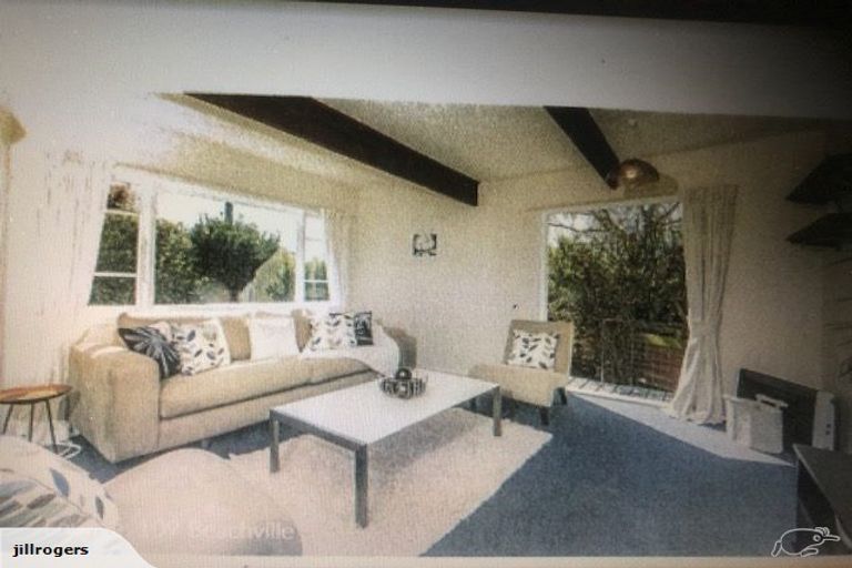 Photo of property in 109 Beachville Road, Redcliffs, Christchurch, 8081