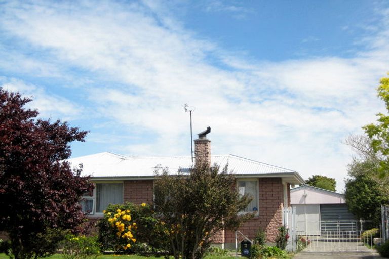 Photo of property in 4 Norrie Street, Redwood, Christchurch, 8051