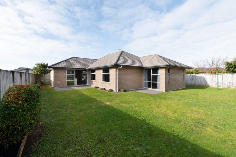 Photo of property in 25 Hector Drive, Rototuna North, Hamilton, 3210