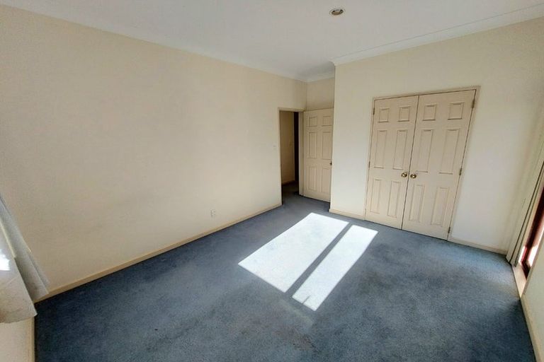 Photo of property in 93 Glendhu Road, Bayview, Auckland, 0629