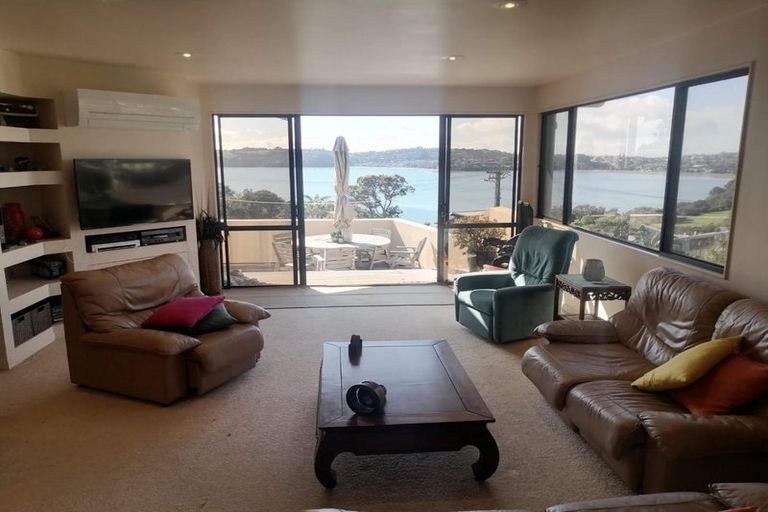 Photo of property in 2 Swann Beach Road, Stanmore Bay, Whangaparaoa, 0932