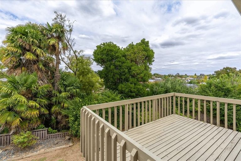 Photo of property in 6 Windsor Road, Maeroa, Hamilton, 3200