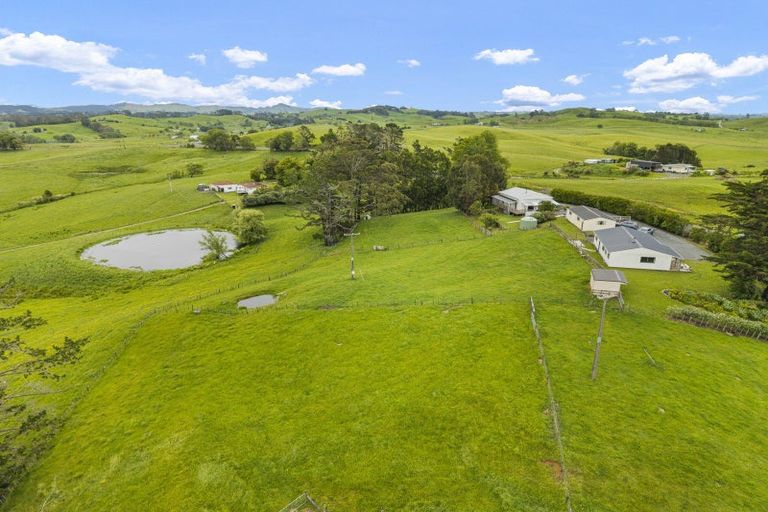Photo of property in 158 Waiteitei Road, Wellsford, 0974