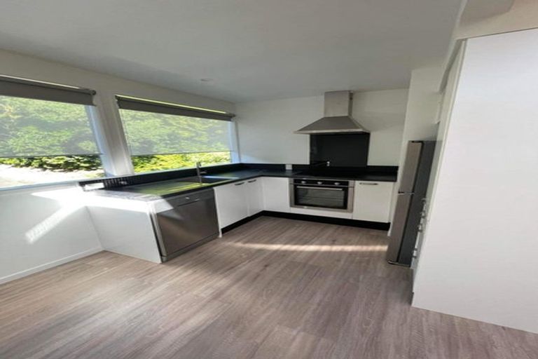 Photo of property in 82 Howard Road, Point Howard, Lower Hutt, 5013