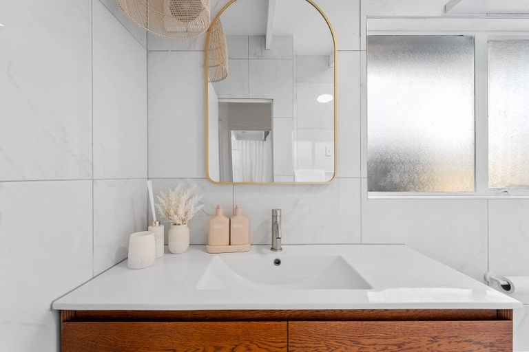 Photo of property in 2/71 Anich Road, Massey, Auckland, 0614