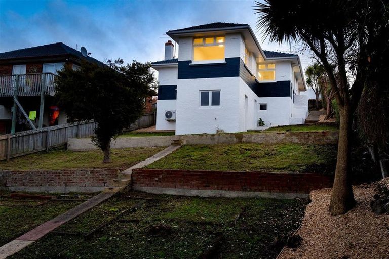 Photo of property in 115 Riselaw Road, Calton Hill, Dunedin, 9012