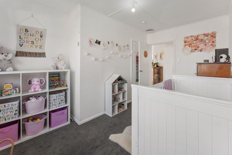 Photo of property in 14 Tararua Street, Trentham, Upper Hutt, 5018