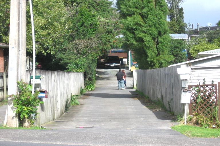 Photo of property in 552 Swanson Road, Ranui, Auckland, 0612