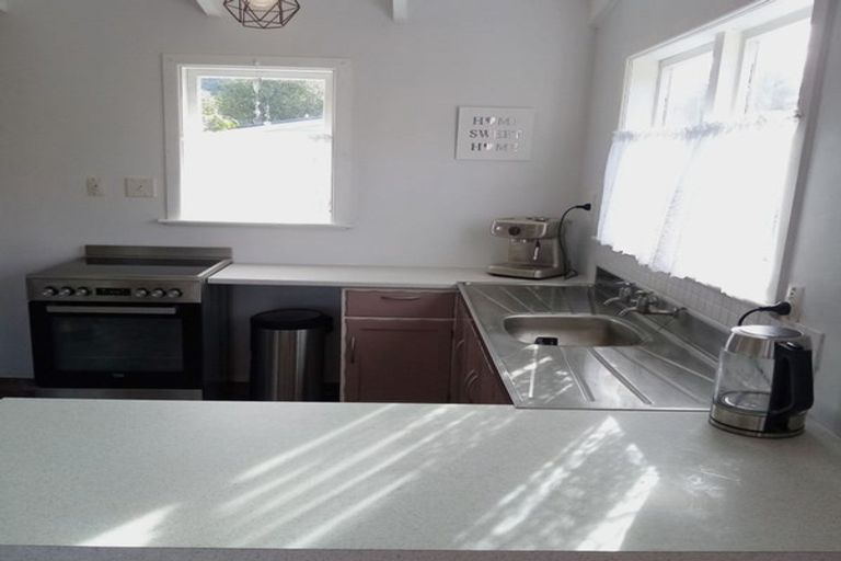 Photo of property in 65 California Drive, Totara Park, Upper Hutt, 5018