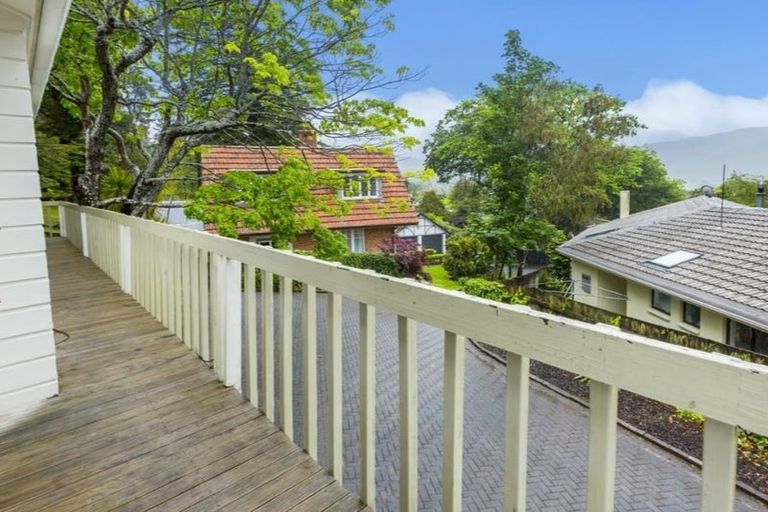 Photo of property in 24c Chatsworth Road, Silverstream, Upper Hutt, 5019