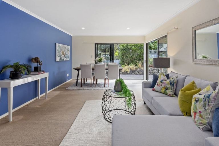 Photo of property in 24 Coventry Way, Long Bay, Auckland, 0630