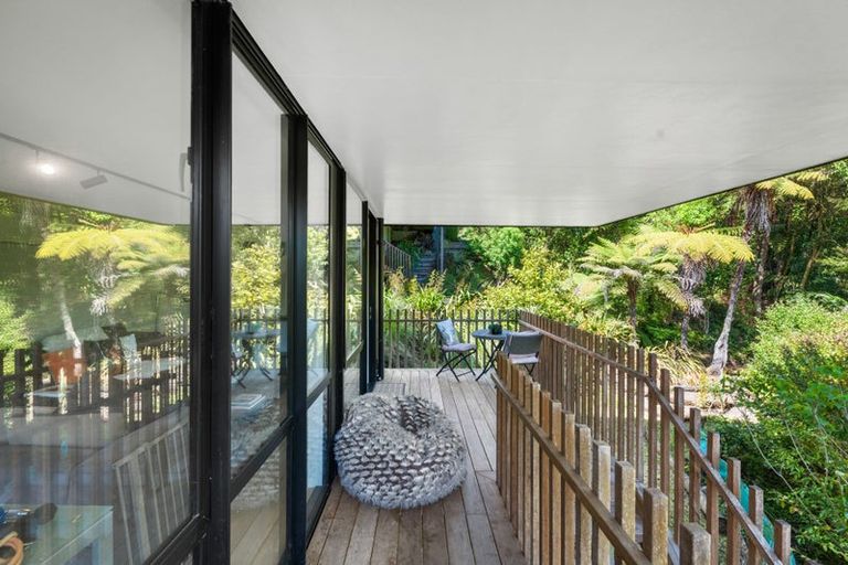 Photo of property in 61 Evelyn Road, Cockle Bay, Auckland, 2014