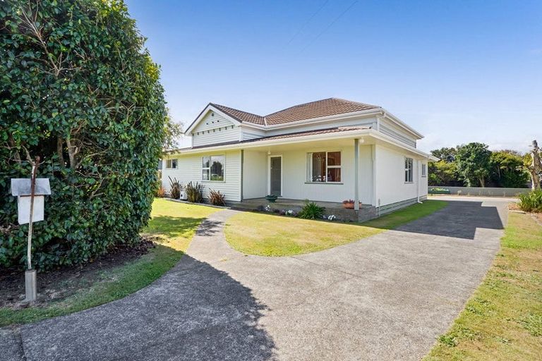 Photo of property in 41 Grey Street, Normanby, Hawera, 4614