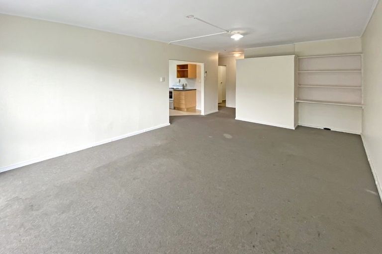 Photo of property in 95 Farmer Crescent, Taita, Lower Hutt, 5011