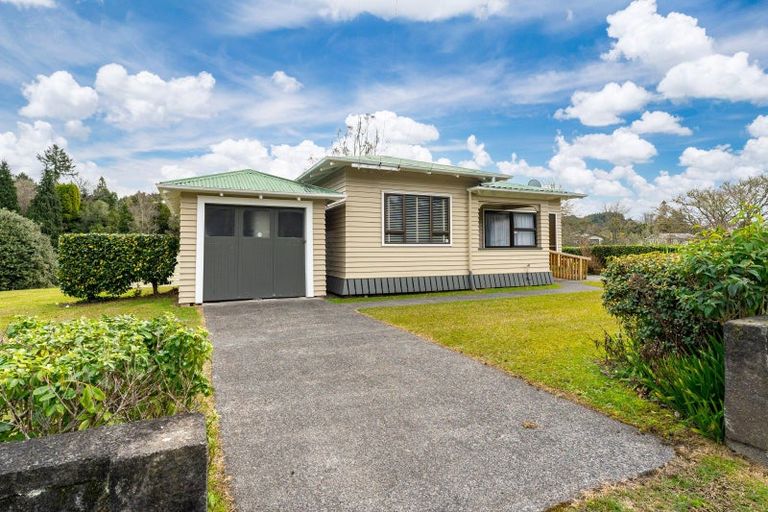 Photo of property in 38 Golf Road, Taumarunui, 3920