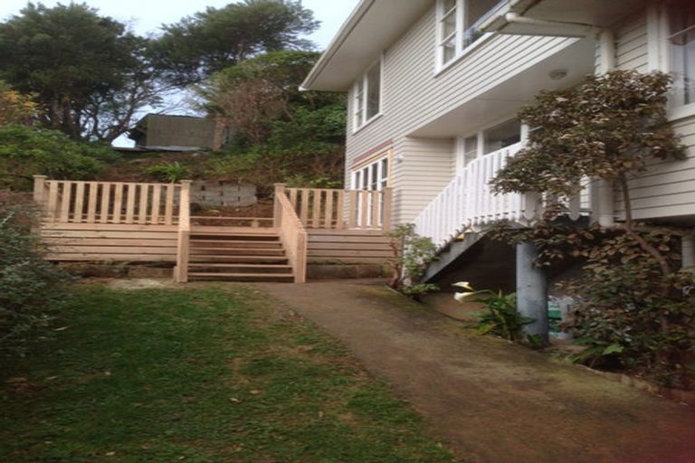 Photo of property in 72 Warwick Street, Wilton, Wellington, 6012