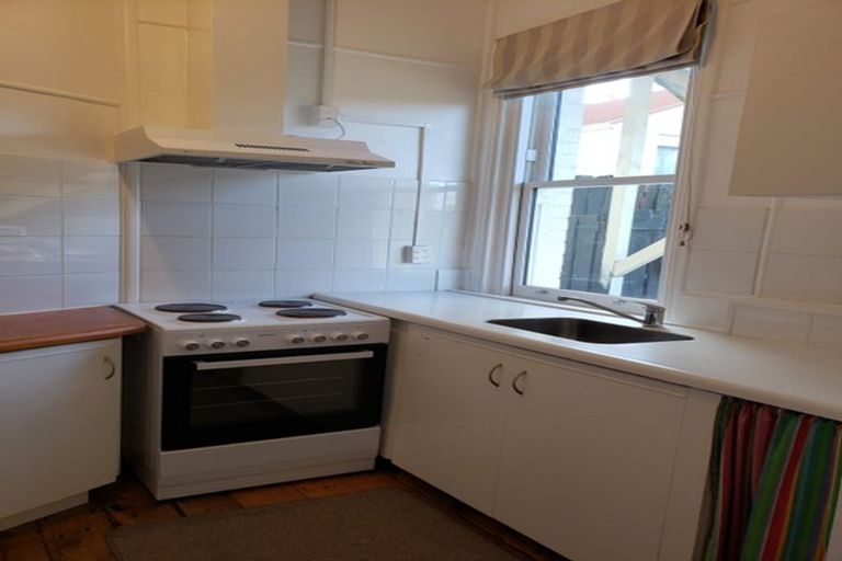 Photo of property in 1 Macnee Street, Mornington, Dunedin, 9011